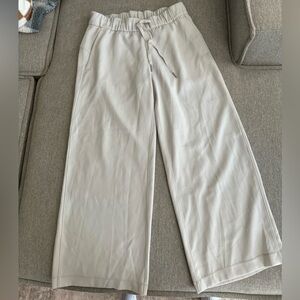 Lululemon size 4 high waisted flowy pants